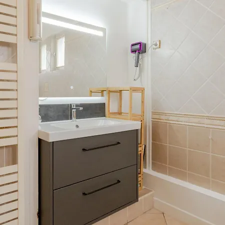 Villa Amistad - Centre - Parking - Jardin - Lave Linge Et Vaisselle Mont de Marsan