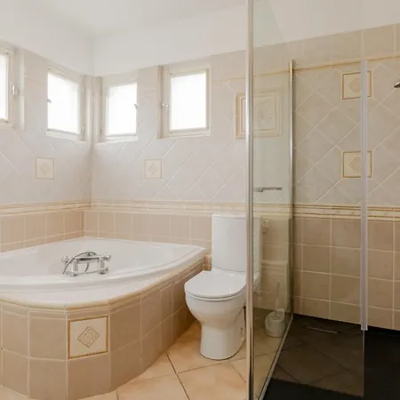 Amistad - Centre - Parking - Jardin - Lave Linge Et Vaisselle Villa *